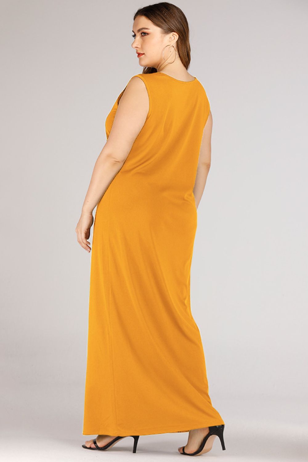 Plus Size Scoop Neck Maxi Tank Dress - felvior