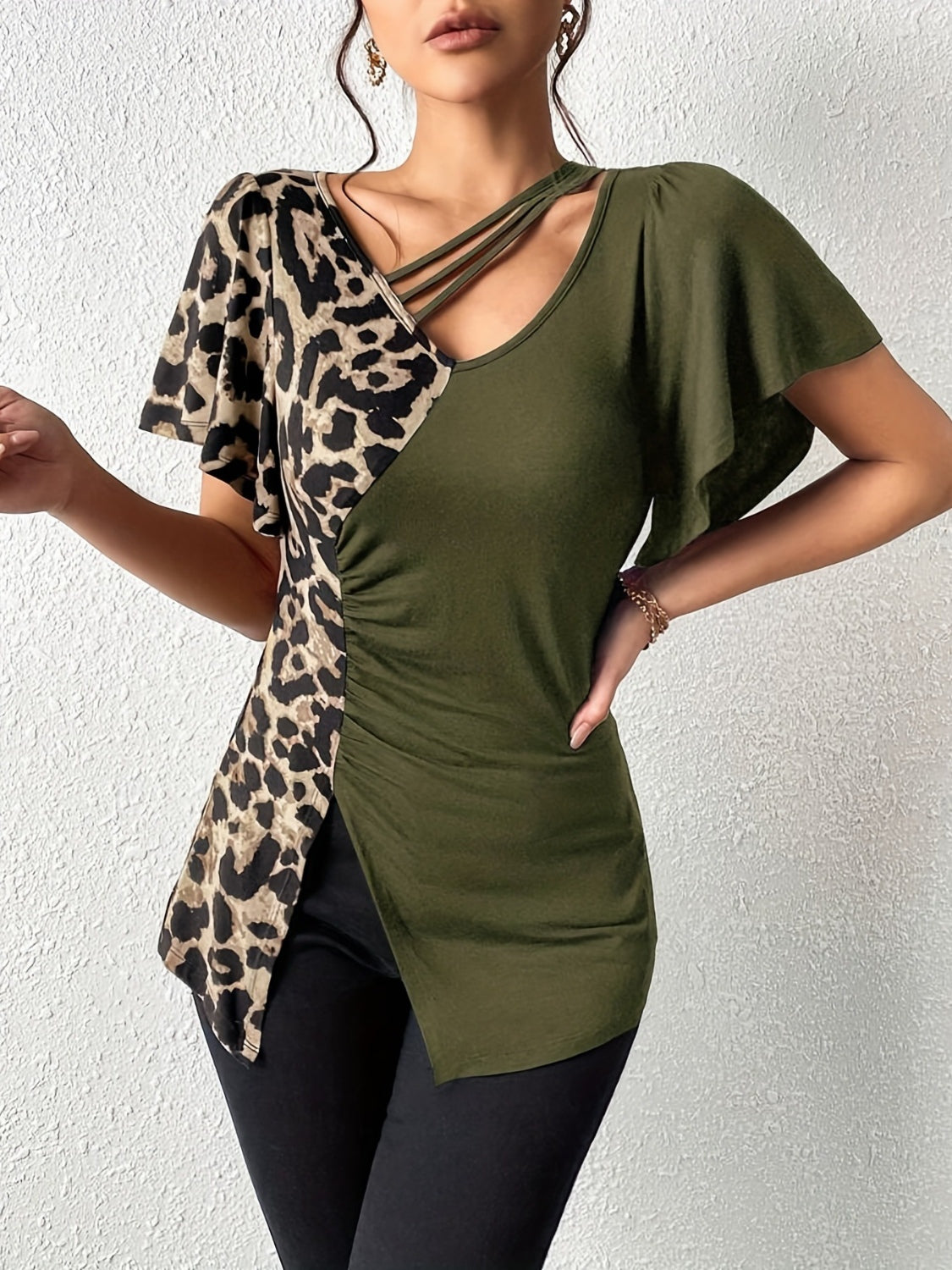 Ruched Leopard Flutter Sleeve T-Shirt Secondary image