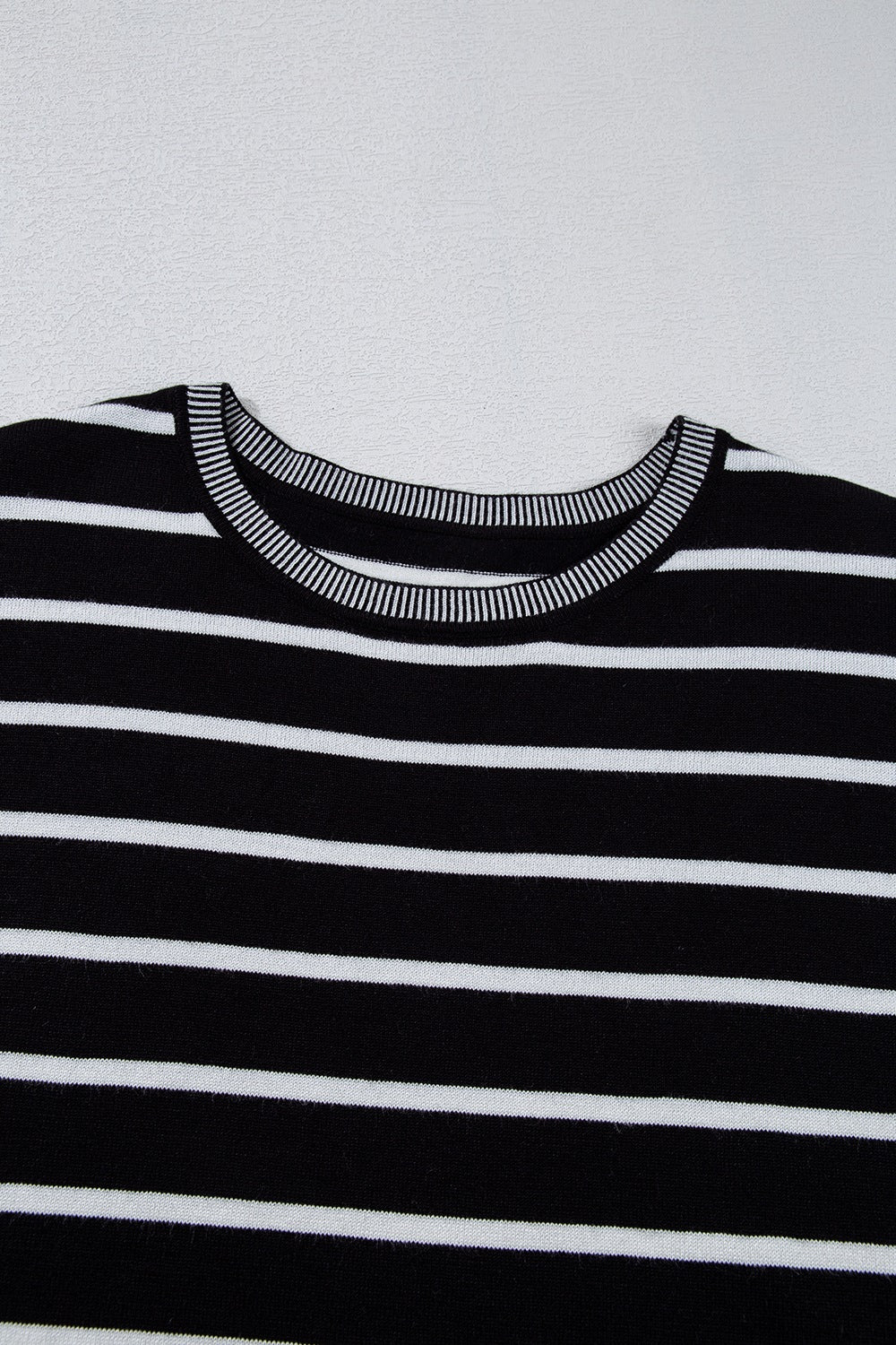 Striped Short Sleeve Knit Top - felvior