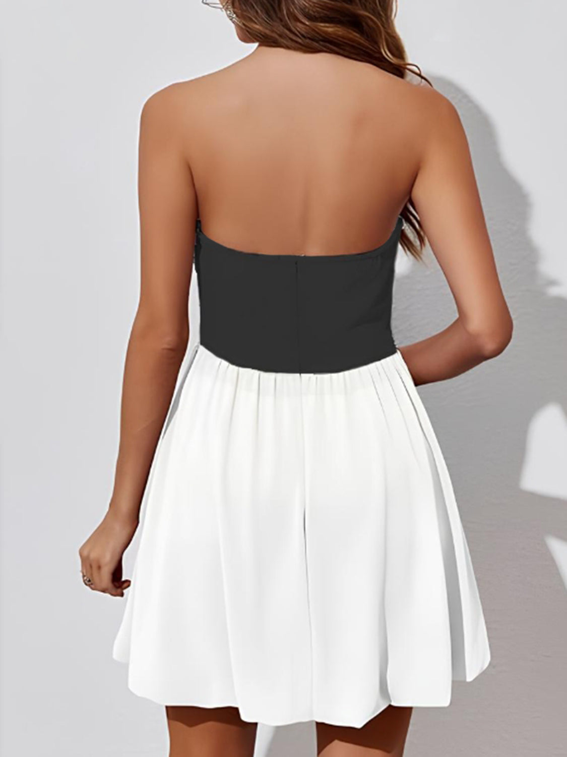 Ruched Two-Tone Tube Mini Dress Zweitbild