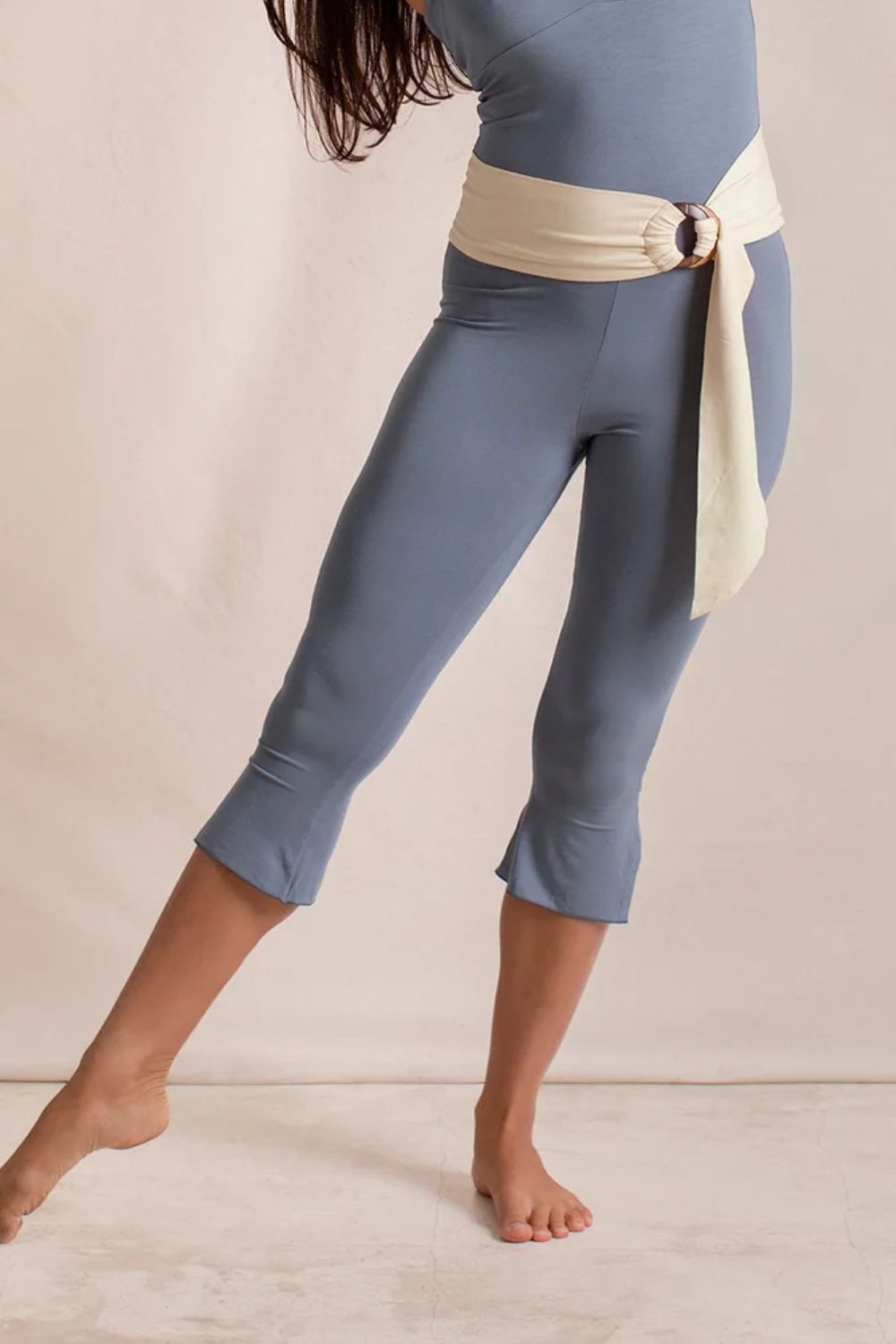 Side Slit Capris Leggings - felvior