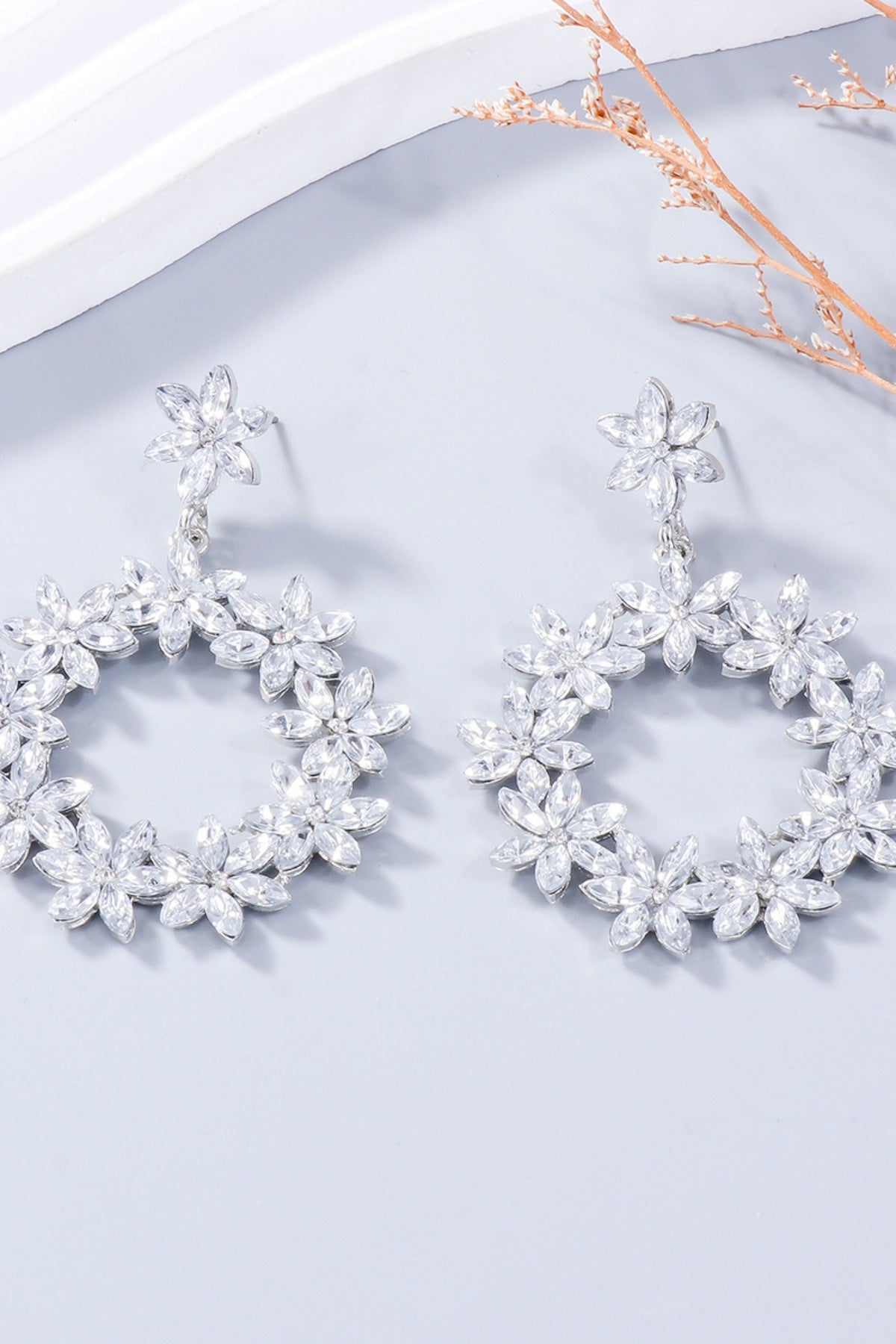 Rhinestone Flower Dangle Earrings - felvior