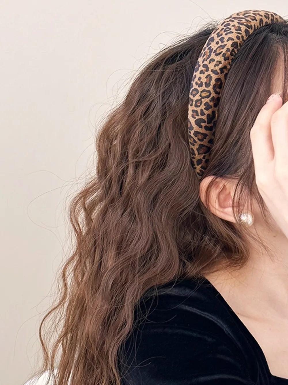 Leopard Polyester Wide Headband Secondary image