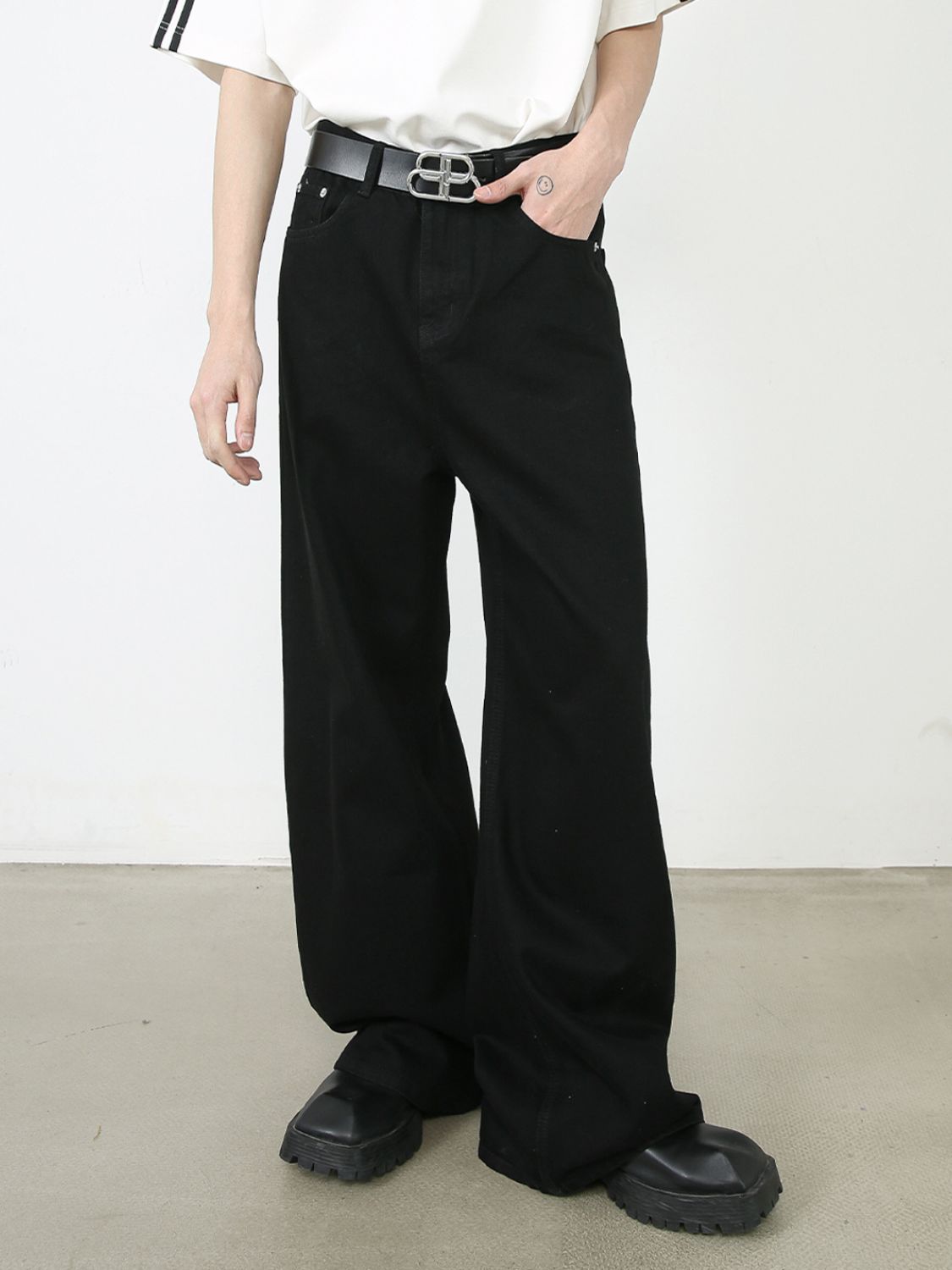 Men's Mid Rise Wide Leg Jeans Zweitbild