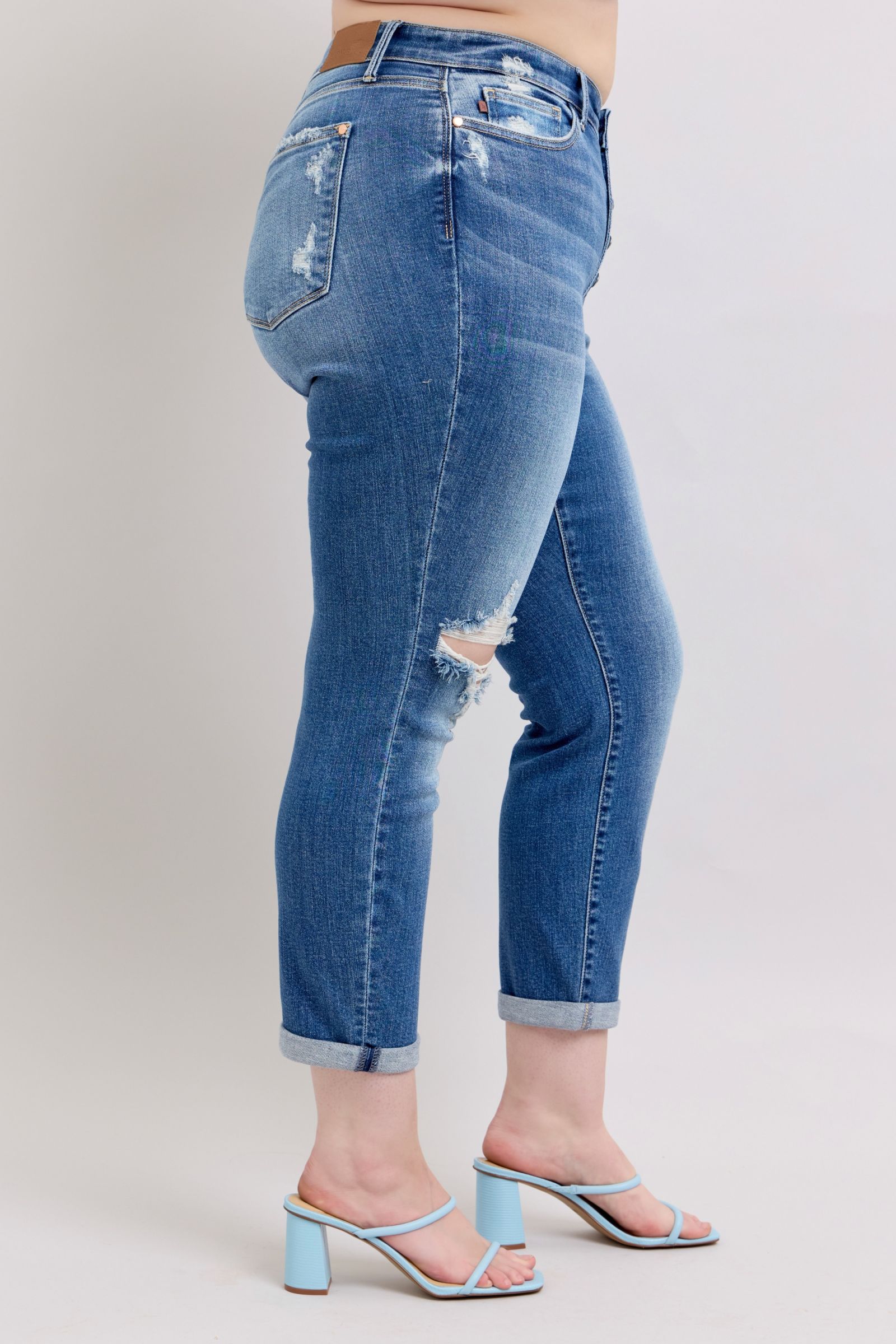 Judy Blue Full Size Button Fly Distressed Jeans with Pockets Plus Size - felvior