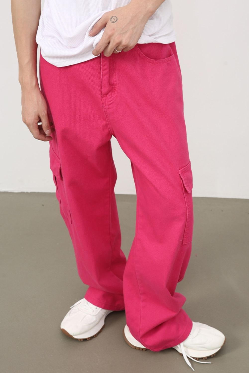 Men's Loose Jeans with Cargo Pockets - felvior