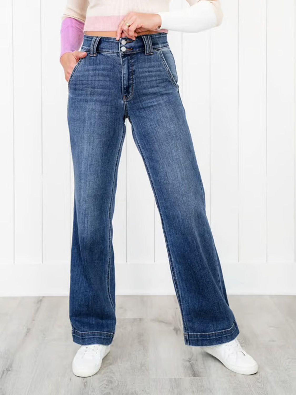 Washed Straight Leg Jeans - felvior