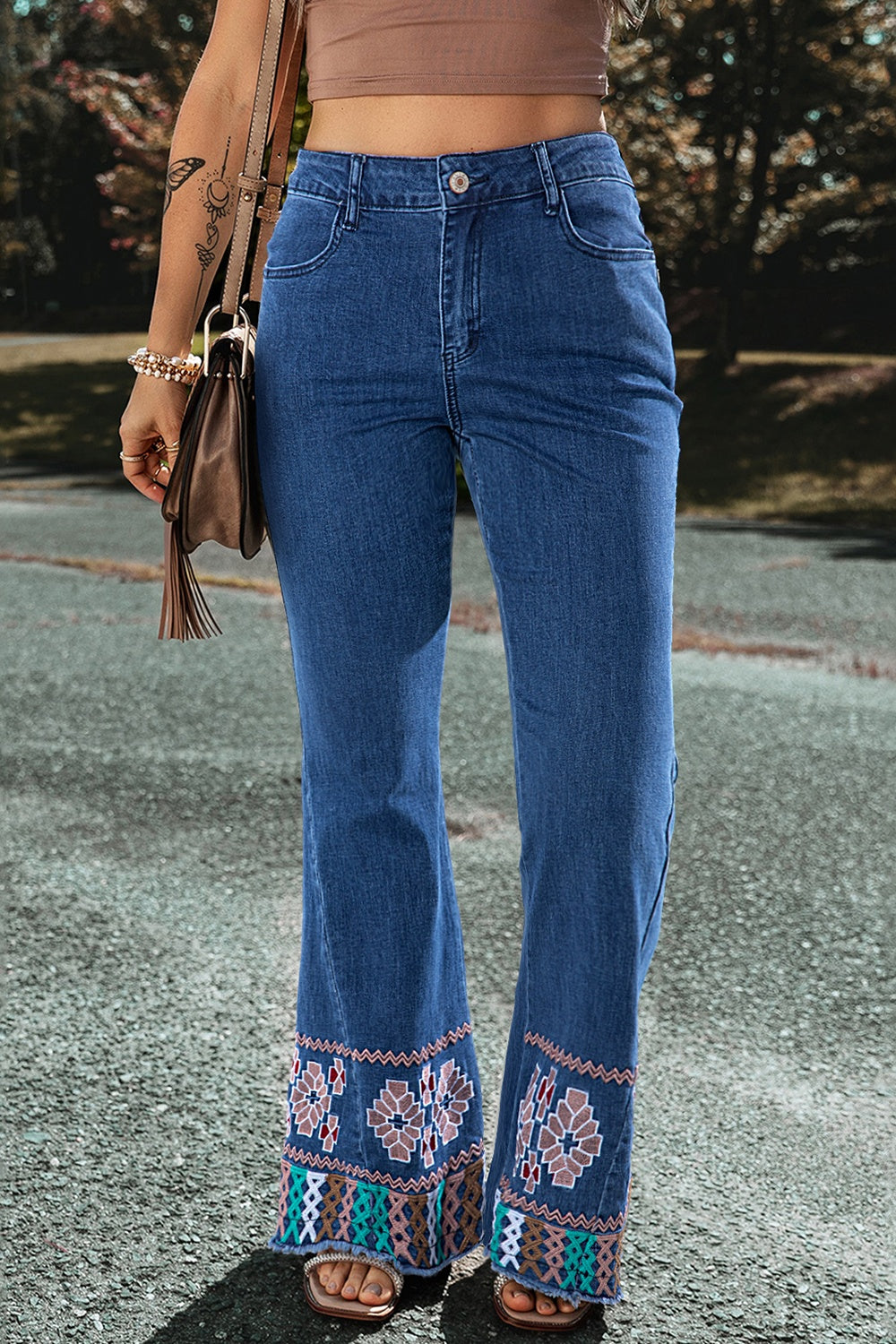 Embroidered Bootcut Jeans - felvior