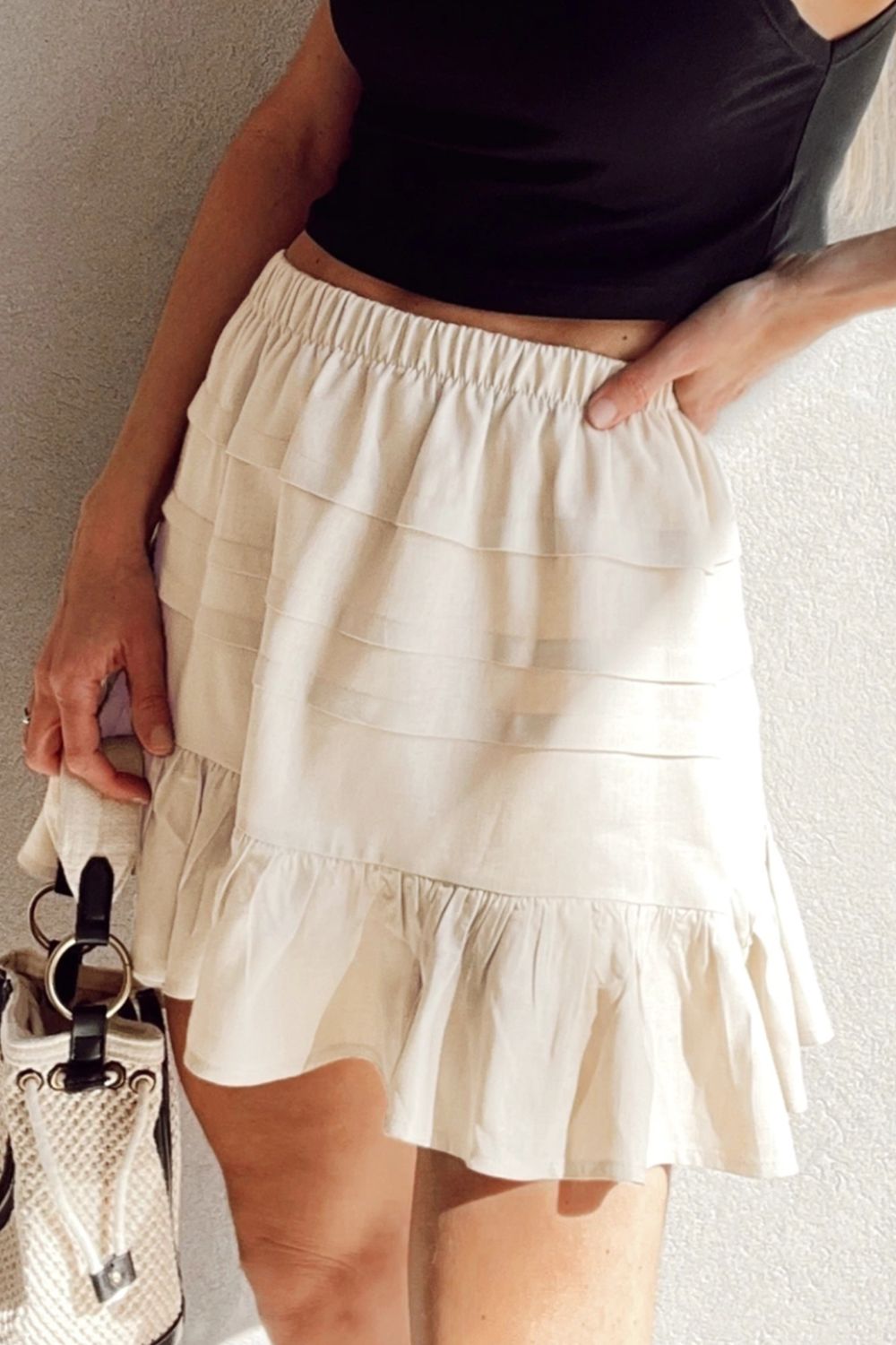 Ruffled Hemline Elastic Waist Mini Skirt