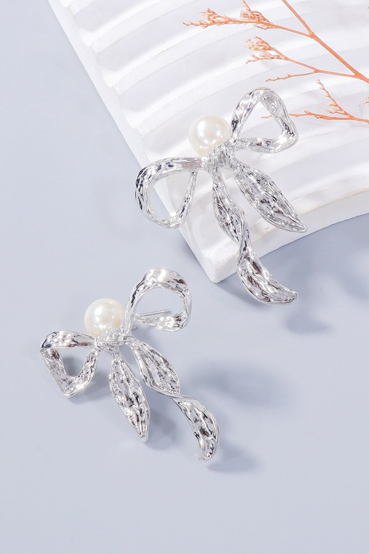 Synthetic Pearl Necklace, Bow Necklace and Bow Earrings Jewelry Set - felvior