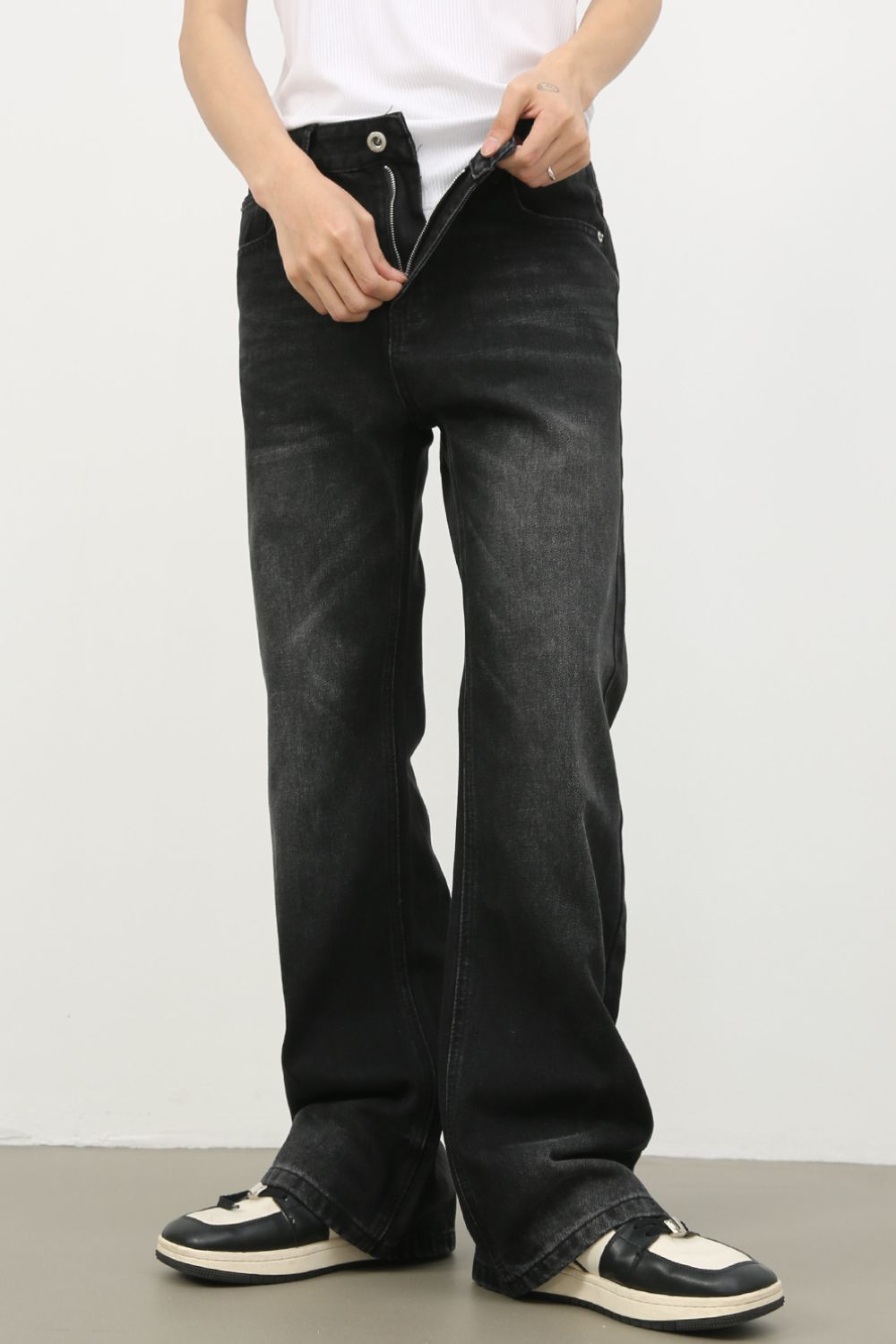 Men's Loose Fit Jeans