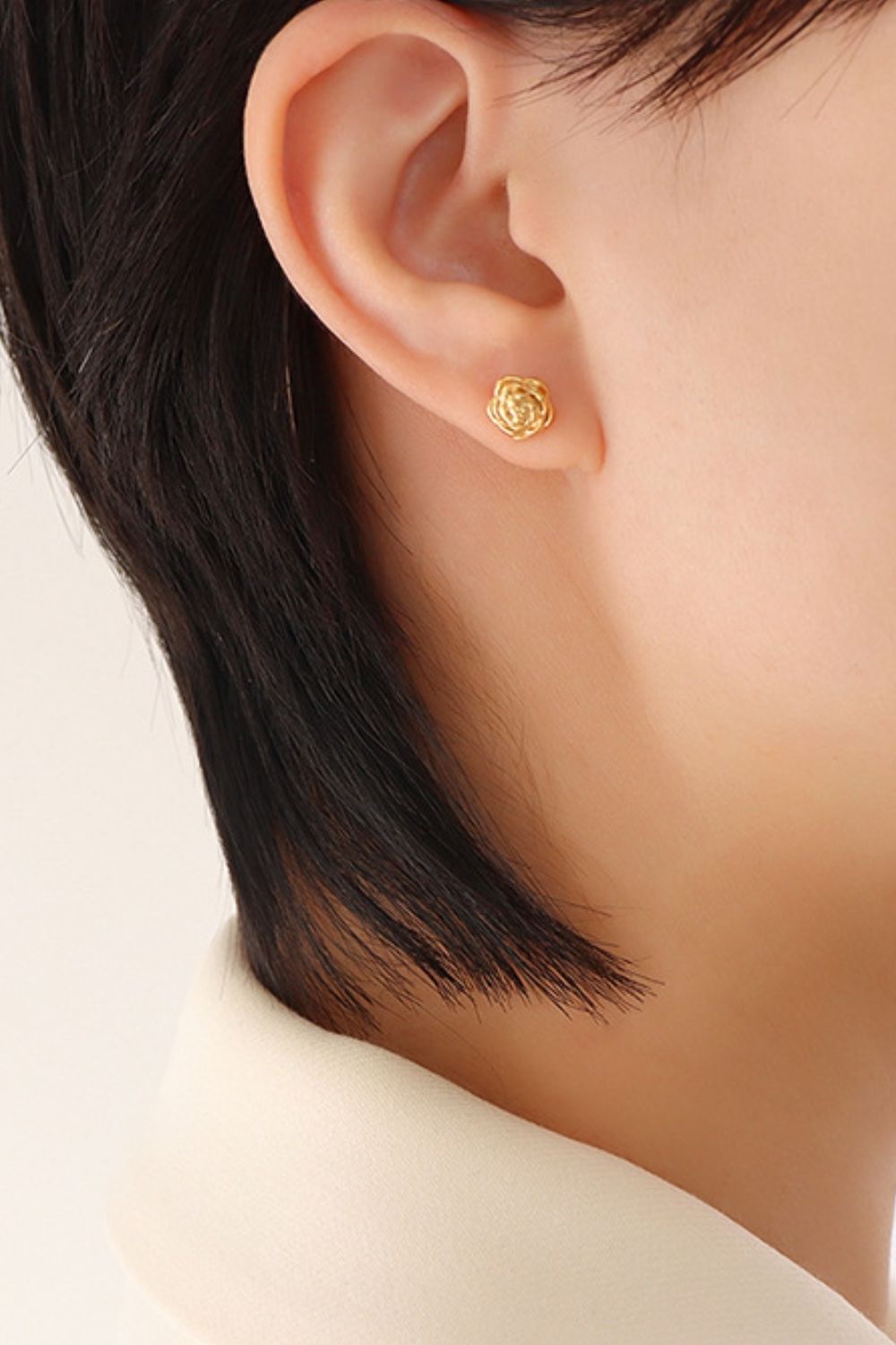 Blumen-Ohrstecker aus Titanstahl Zweitbild