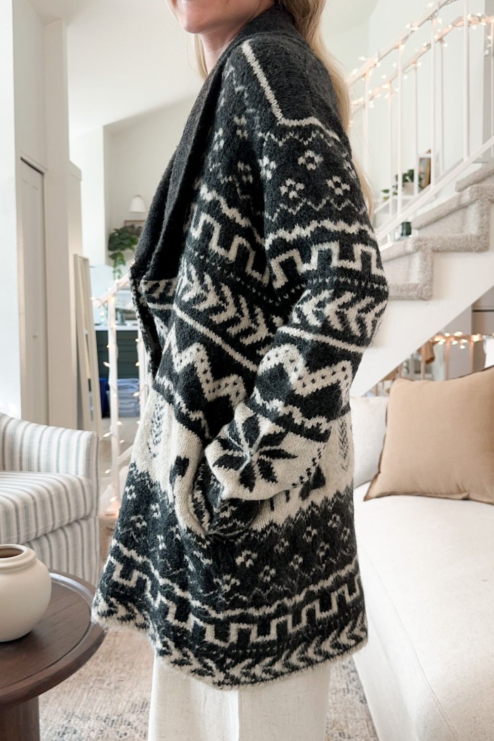 Snowflakes Collared Neck Long Sleeve Cardigan - felvior