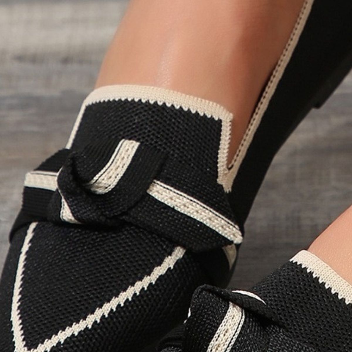 Bow Contrast Trim Point Toe Loafers - felvior
