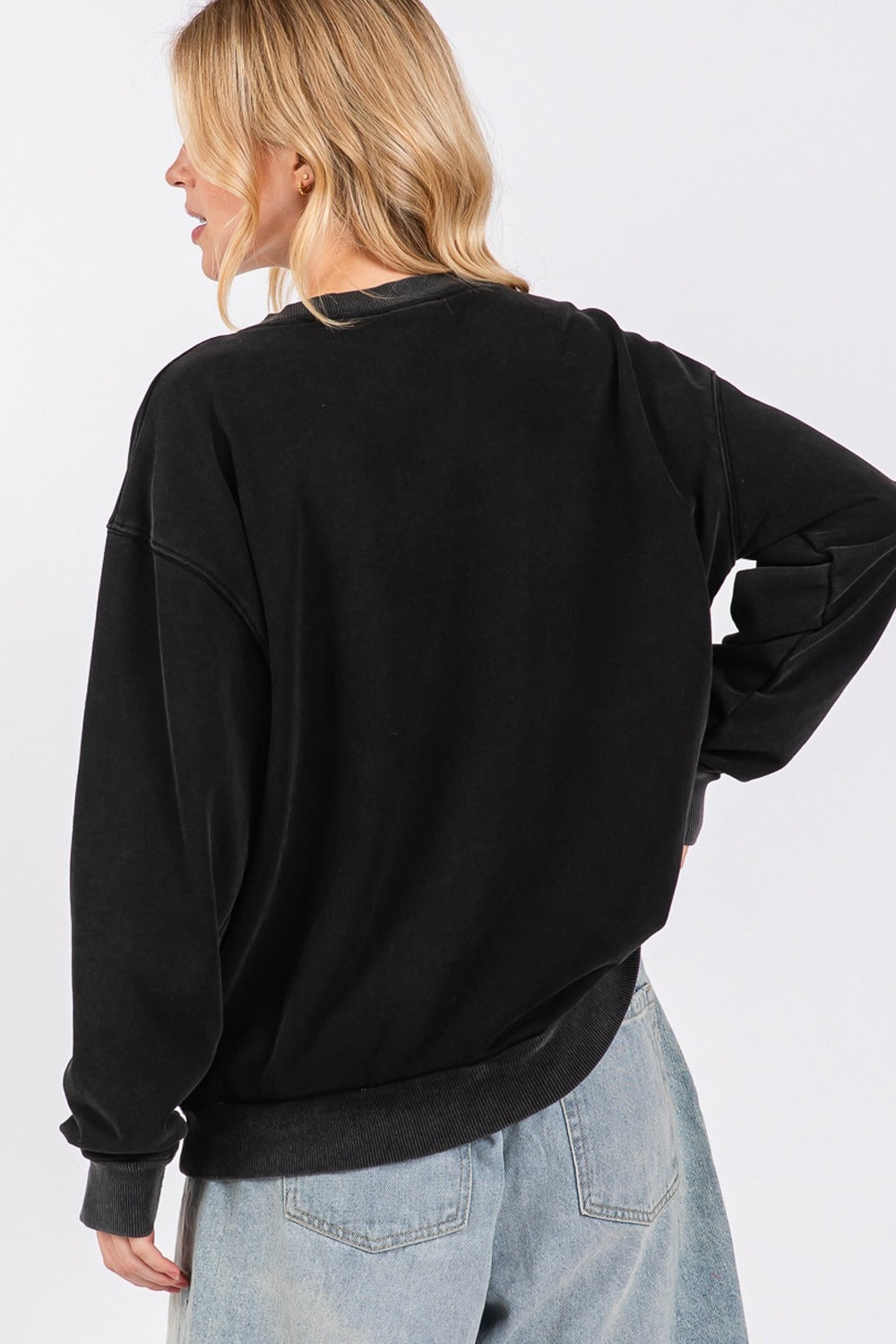 SAGE + FIG USA Letter Patch Round Neck Sweatshirt - felvior