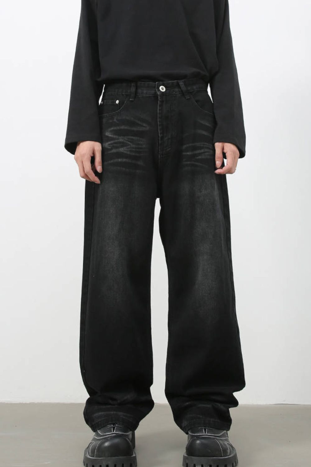 Men's Wide Leg Jeans