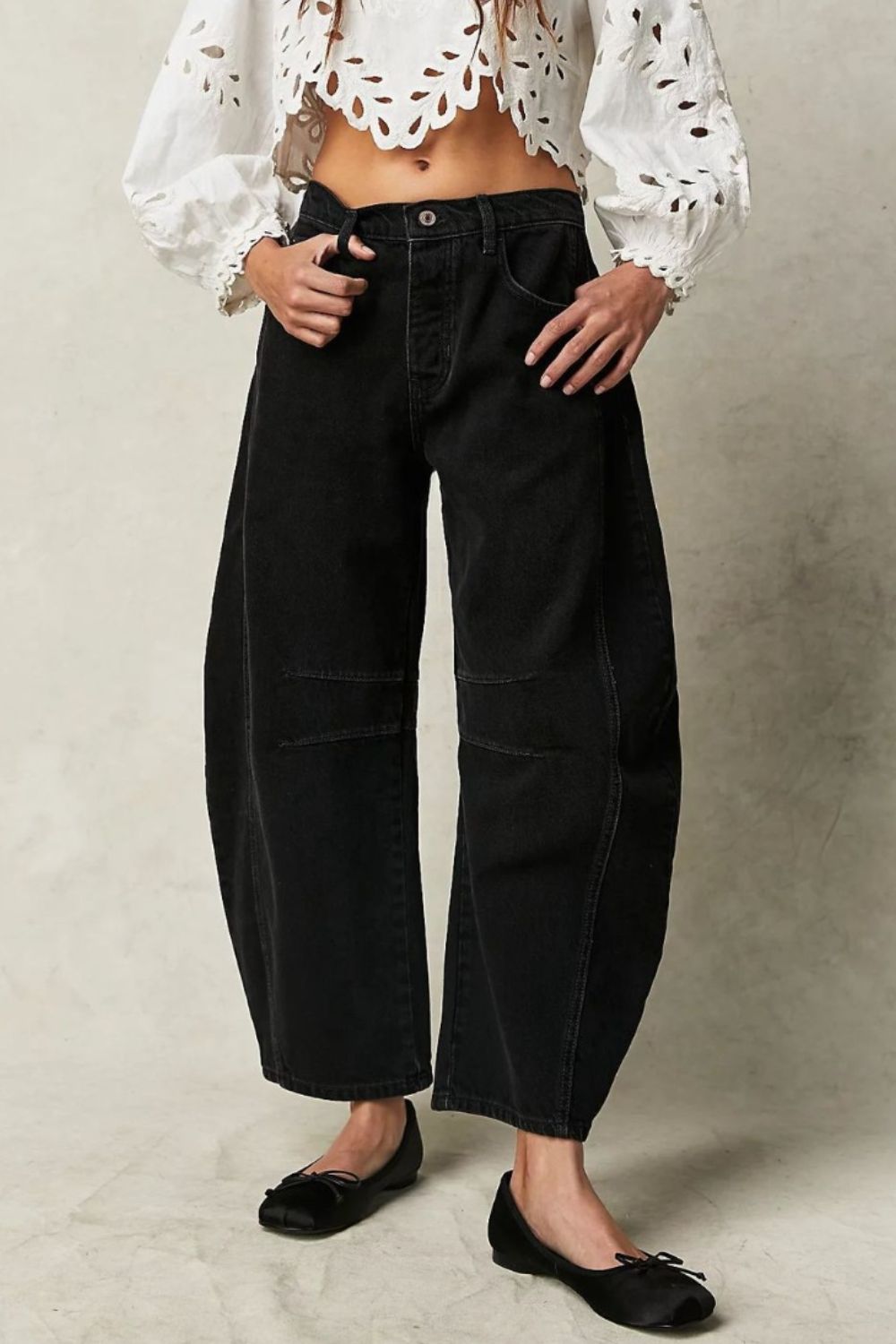 Wide Leg Jeans with Pockets - felvior