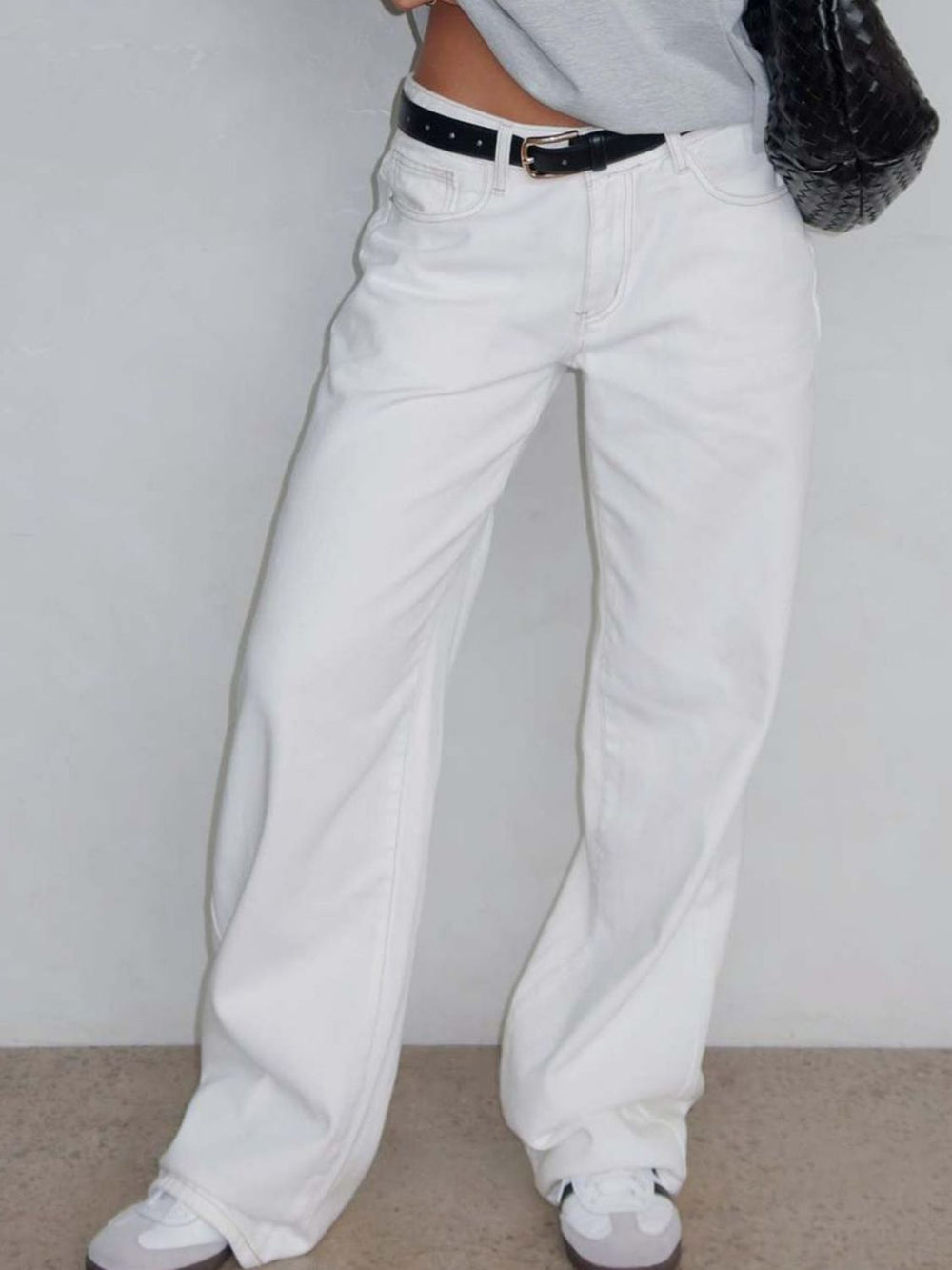 Wide Leg Jeans with Pockets - felvior