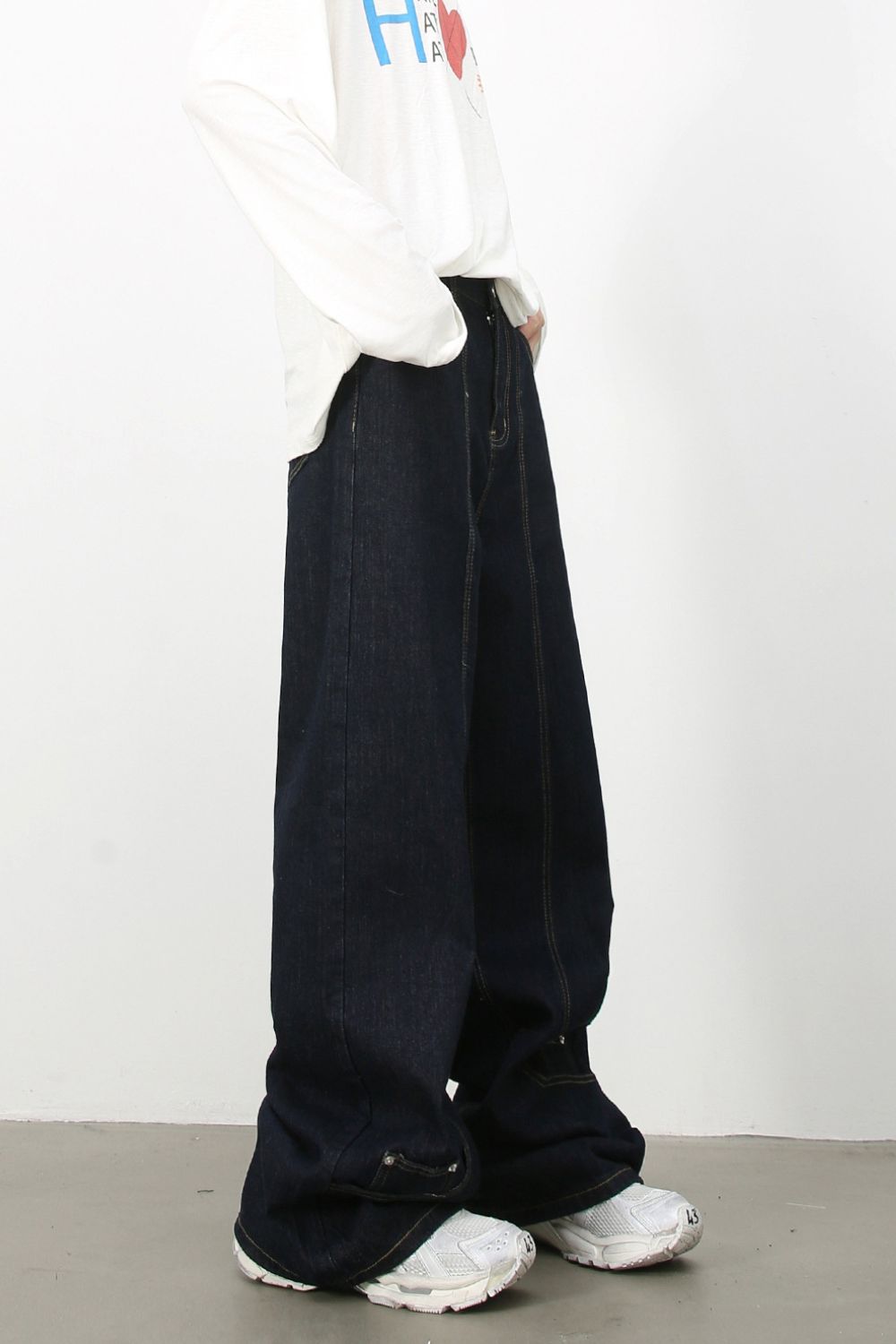 Men's Mid Rise Baggy Jeans