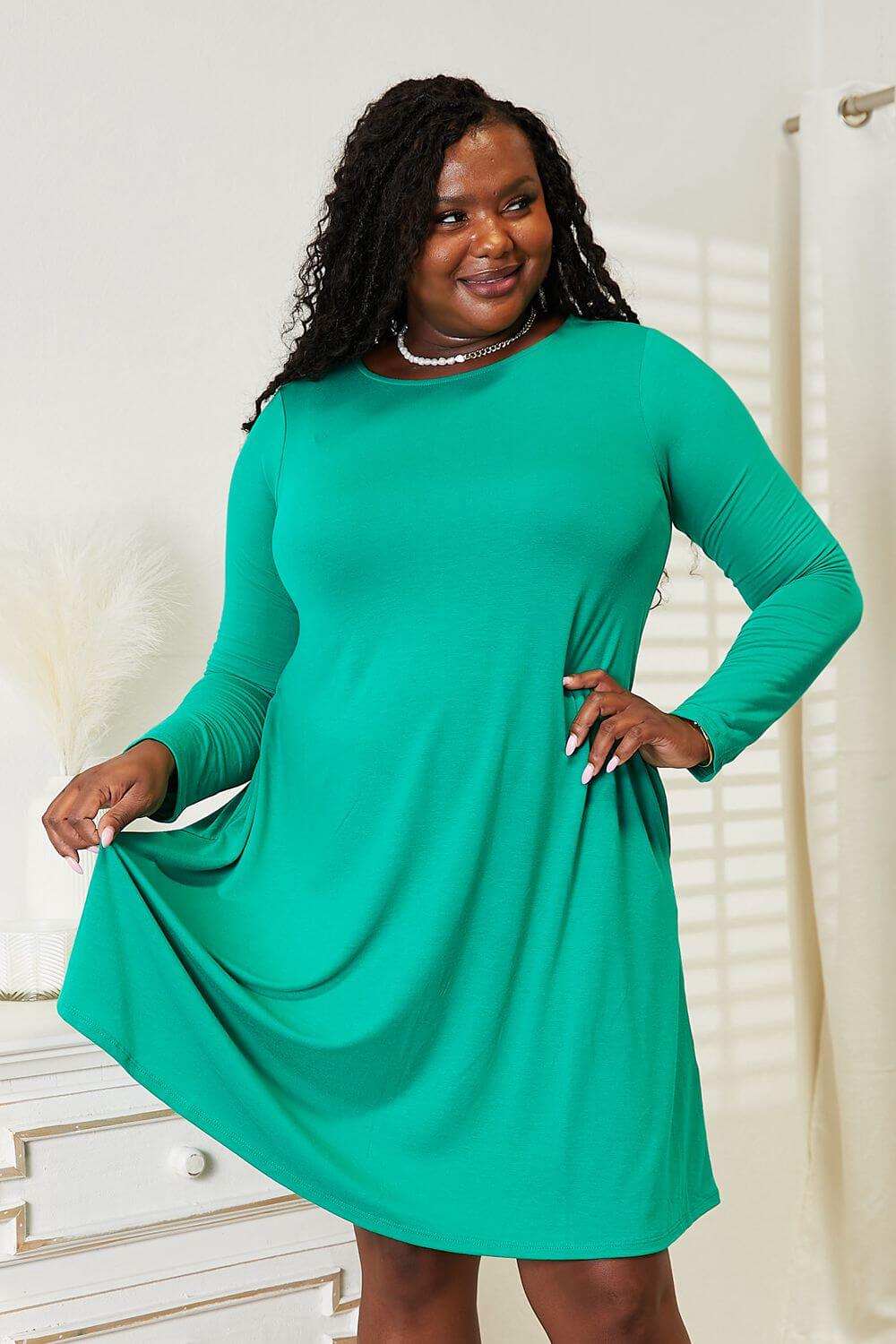 Zenana Full Size Long Sleeve Flare Dress with Pockets Hauptbild