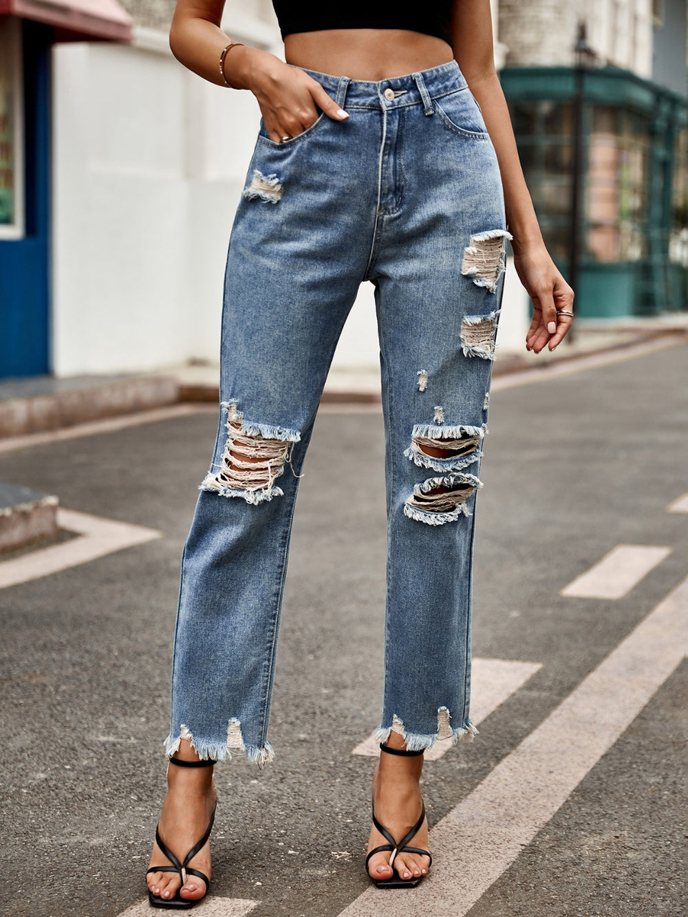 Distressed Raw Hem Jeans with Pockets - felvior