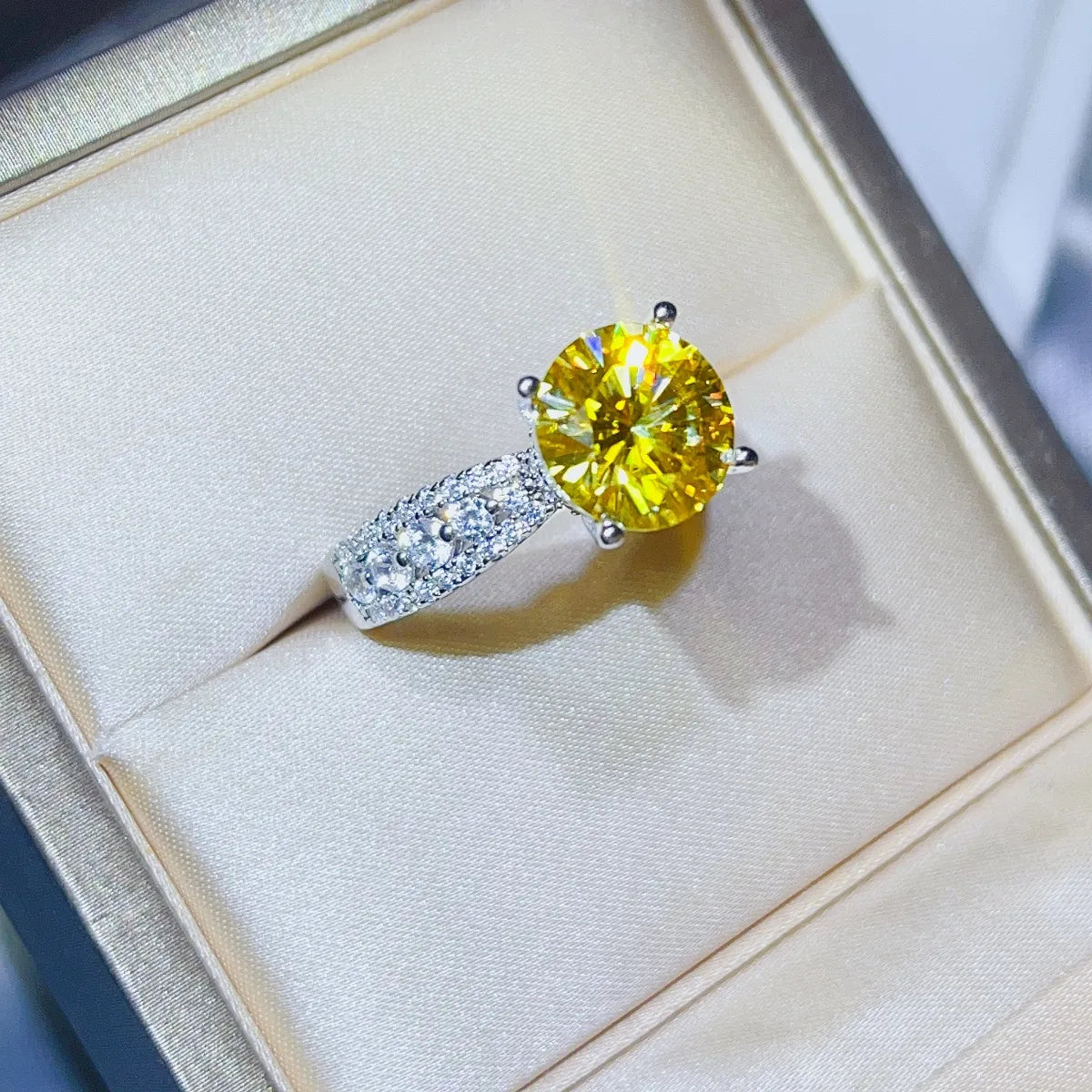 3 Carat Moissanite 925 Sterling Silver Ring - felvior