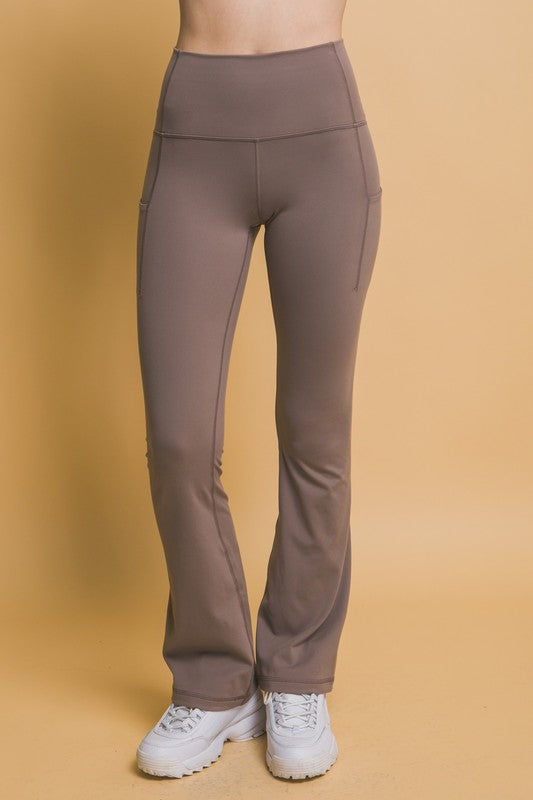 Love Tree High Waist Flare Active Leggings with Side Pockets - felvior