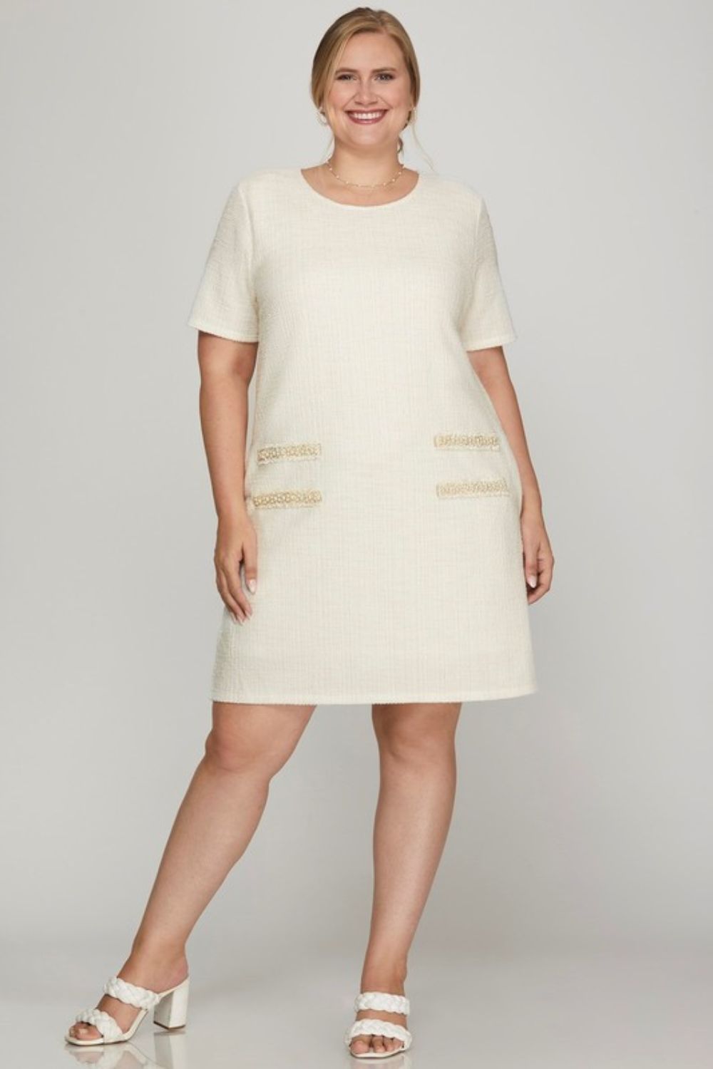 She + Sky Full Size Short Sleeve Pearl Studded Trim Knit Tweed Dress Plus Size Zweitbild