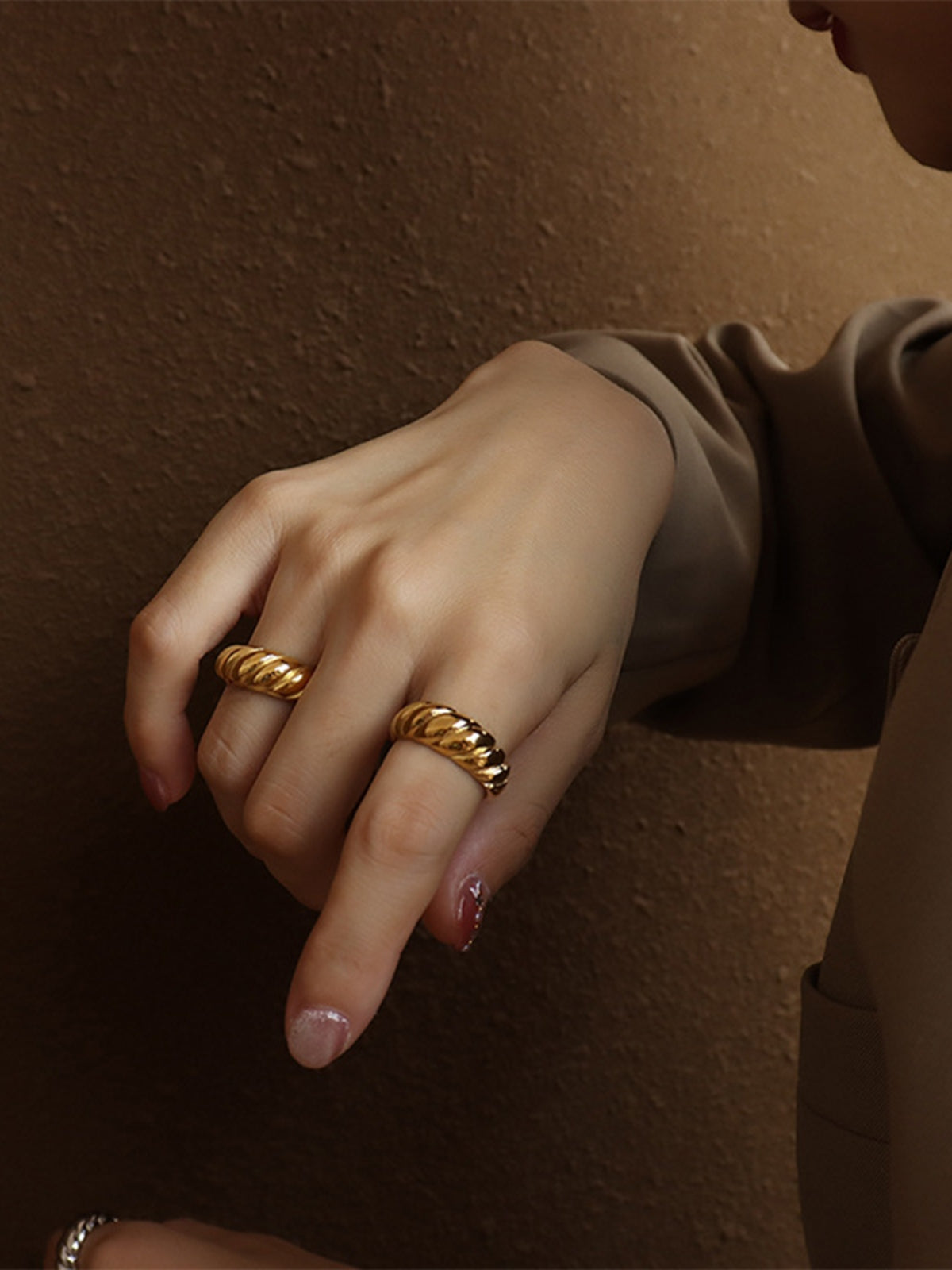Ribbed Titanium Steel Ring - felvior