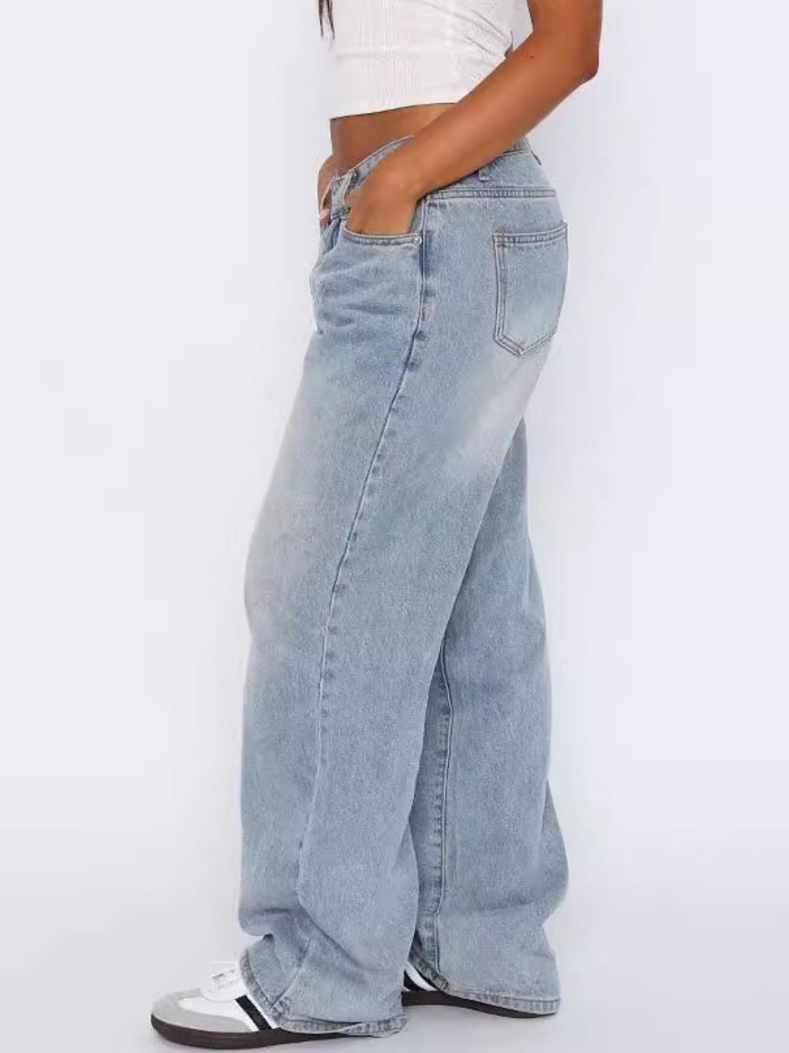 Wide Leg Jeans with Pockets - felvior