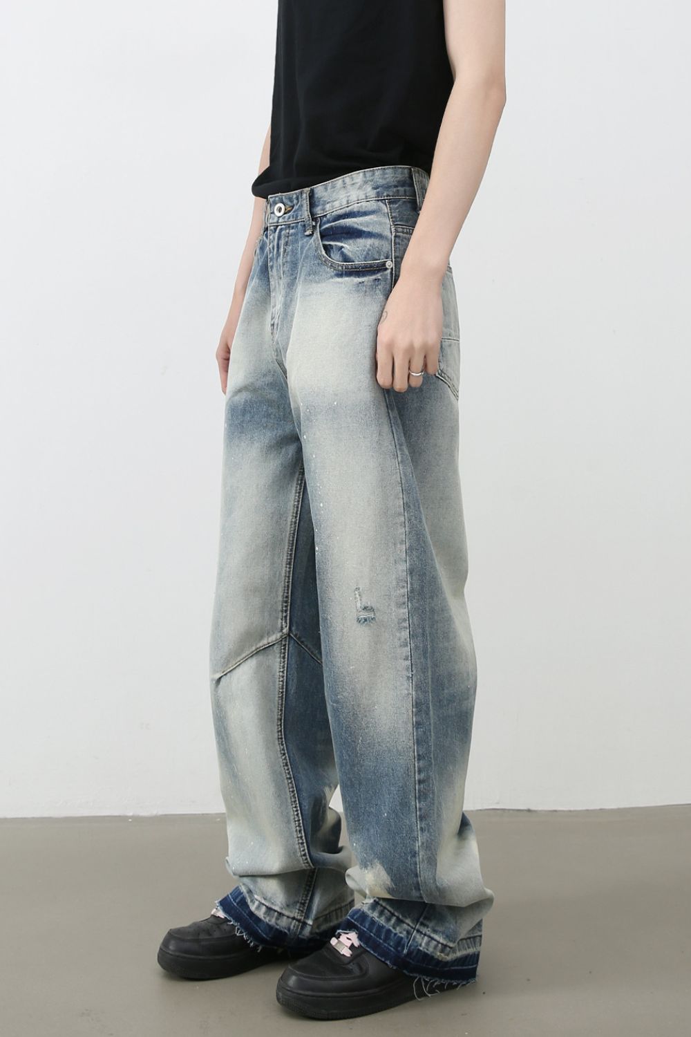 Men's Distressed Wide Leg Jeans