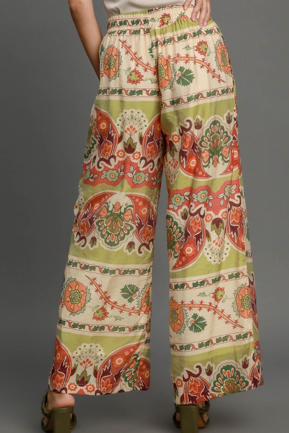 Pantalon Umgee à imprimé bordure et jambes larges, grande taille Image secondaire du produit