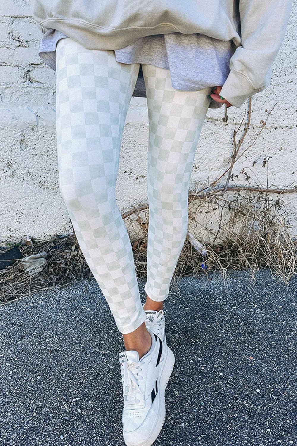 Checkered Elastic Waist Leggings - felvior