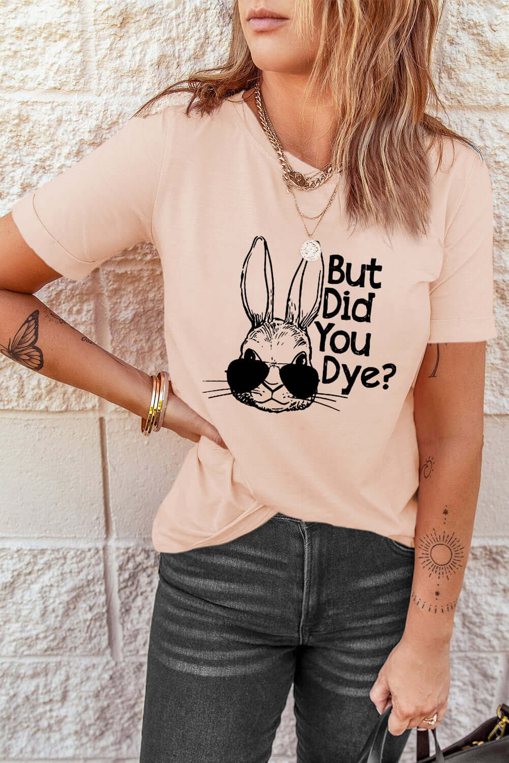 Rabbit Graphic Round Neck T-Shirt Image principale du produit