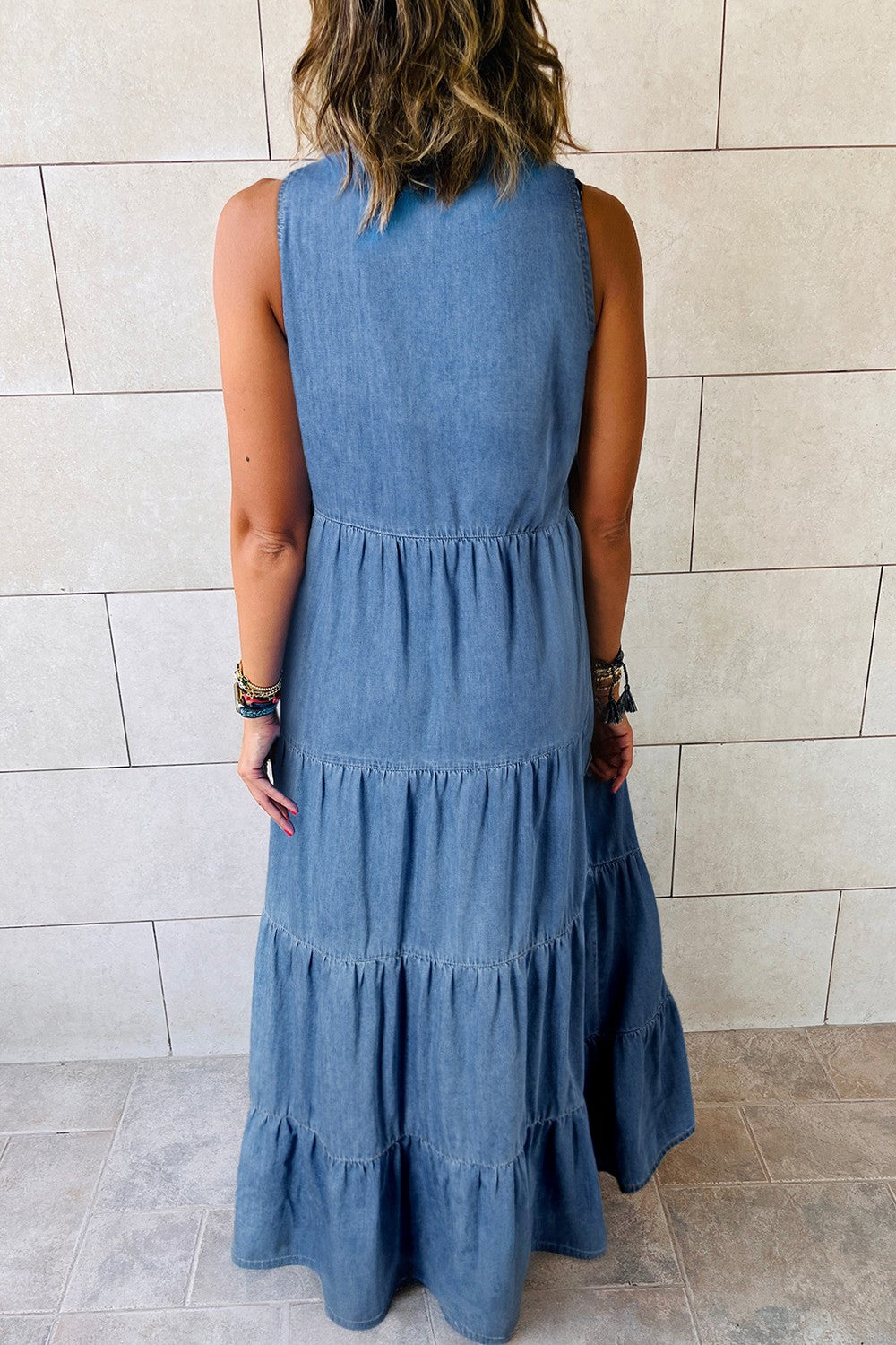 Tie Neck Tiered Maxi Denim Dress Zweitbild