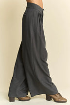 Davi & Dani Solid Back Pocket Shirring Detail Wide Leg Pants