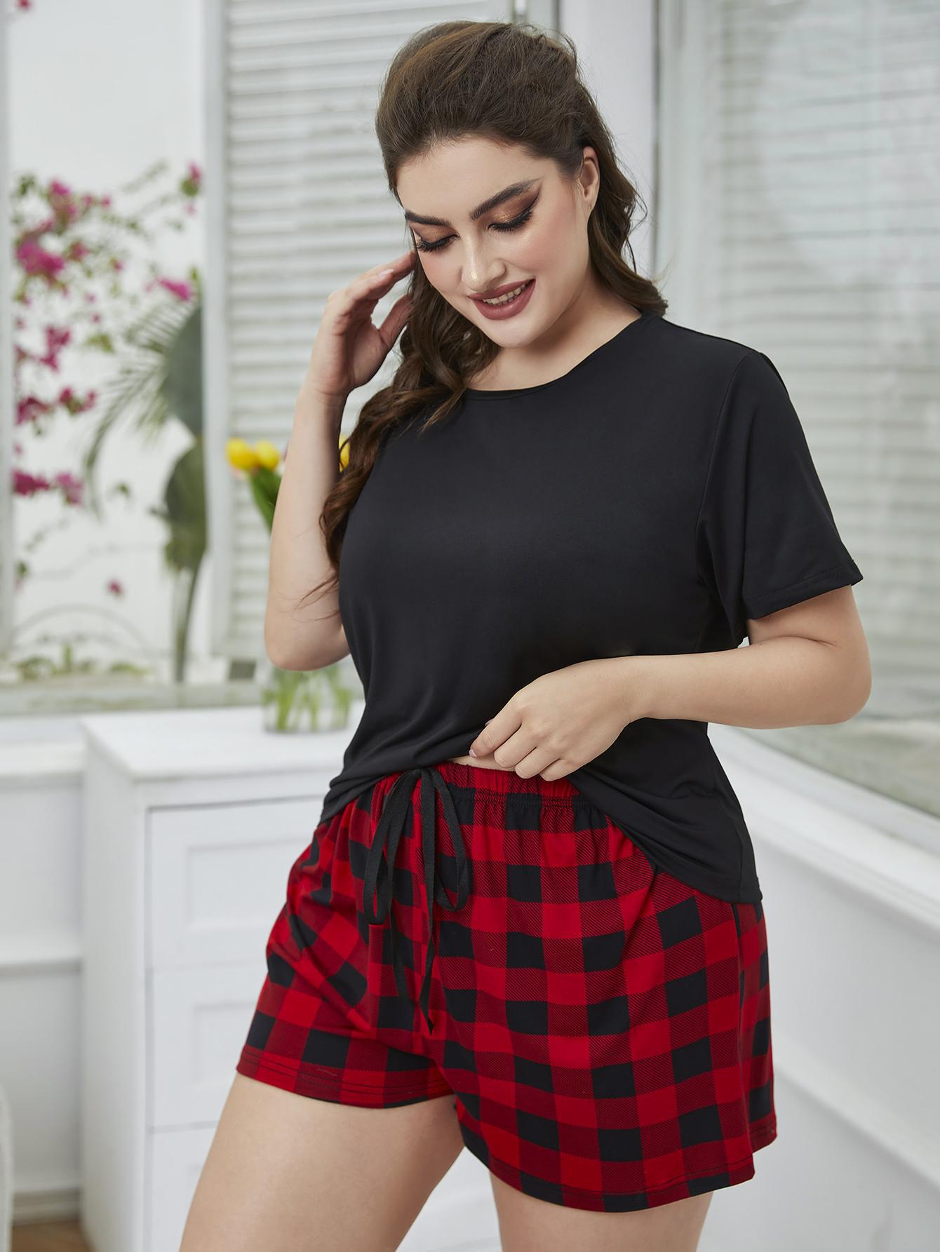 Plus Size Round Neck Tee Shirt and Plaid Shorts Lounge Set - felvior