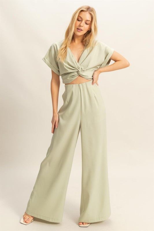 HYFVE Twisted Front Short Sleeve Top and Wide Leg Pants Set Hauptbild