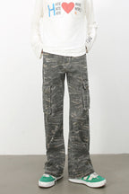 Men's Baggy Jeans with Cargo Pockets