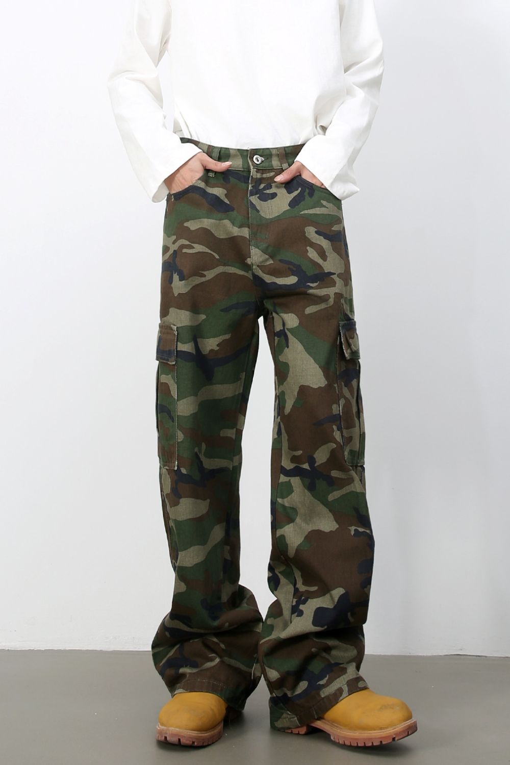 Men's Camouflage Jeans with Pockets