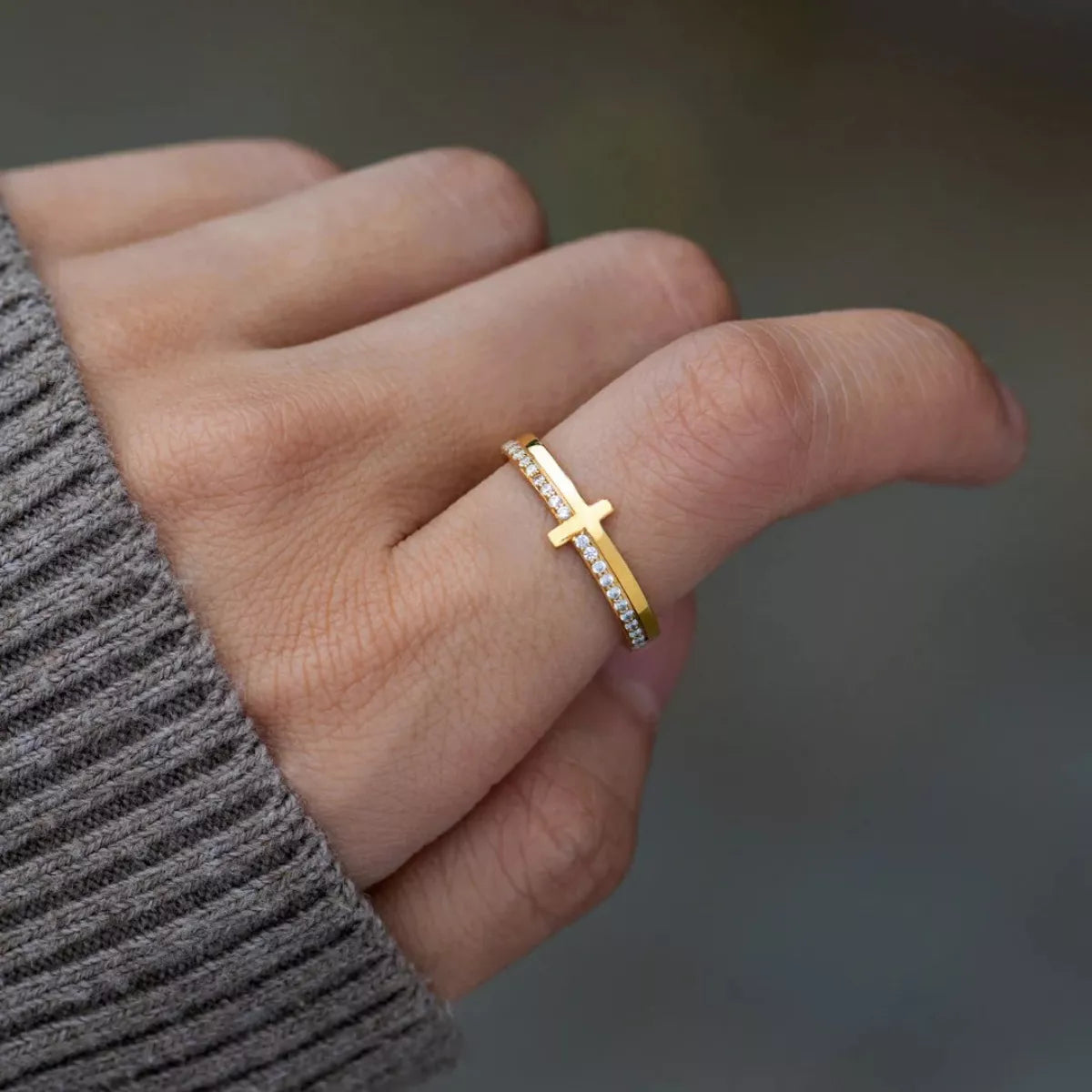 925 Sterling Silver Cross Ring Secondary image
