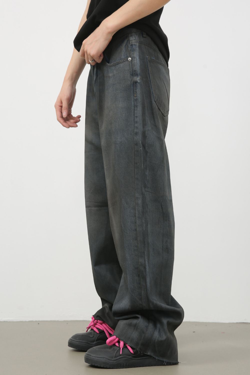 Men's Frayed Hem Jeans with Pockets