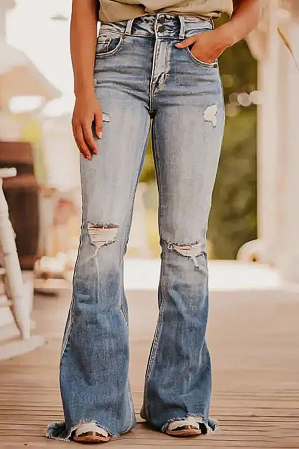 Distressed Raw Hem Bootcut Jeans Hauptbild
