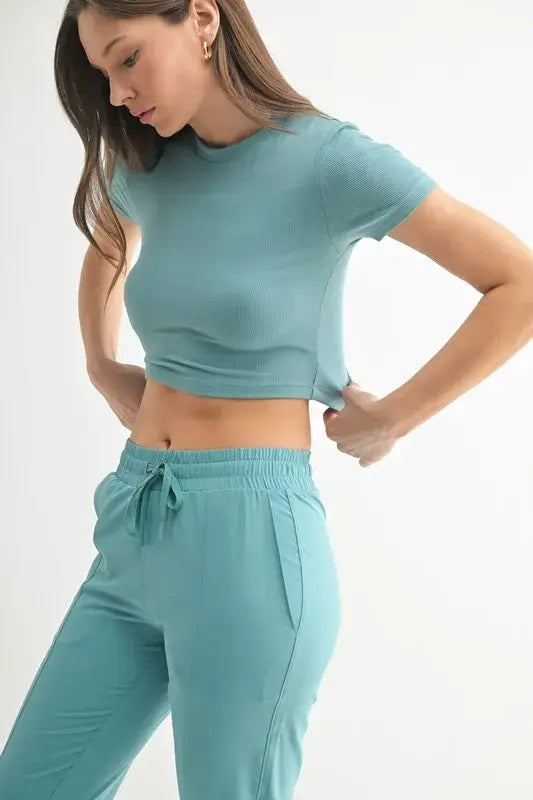 MONO B Essential Micro-ribbed Cropped Athleisure Tee