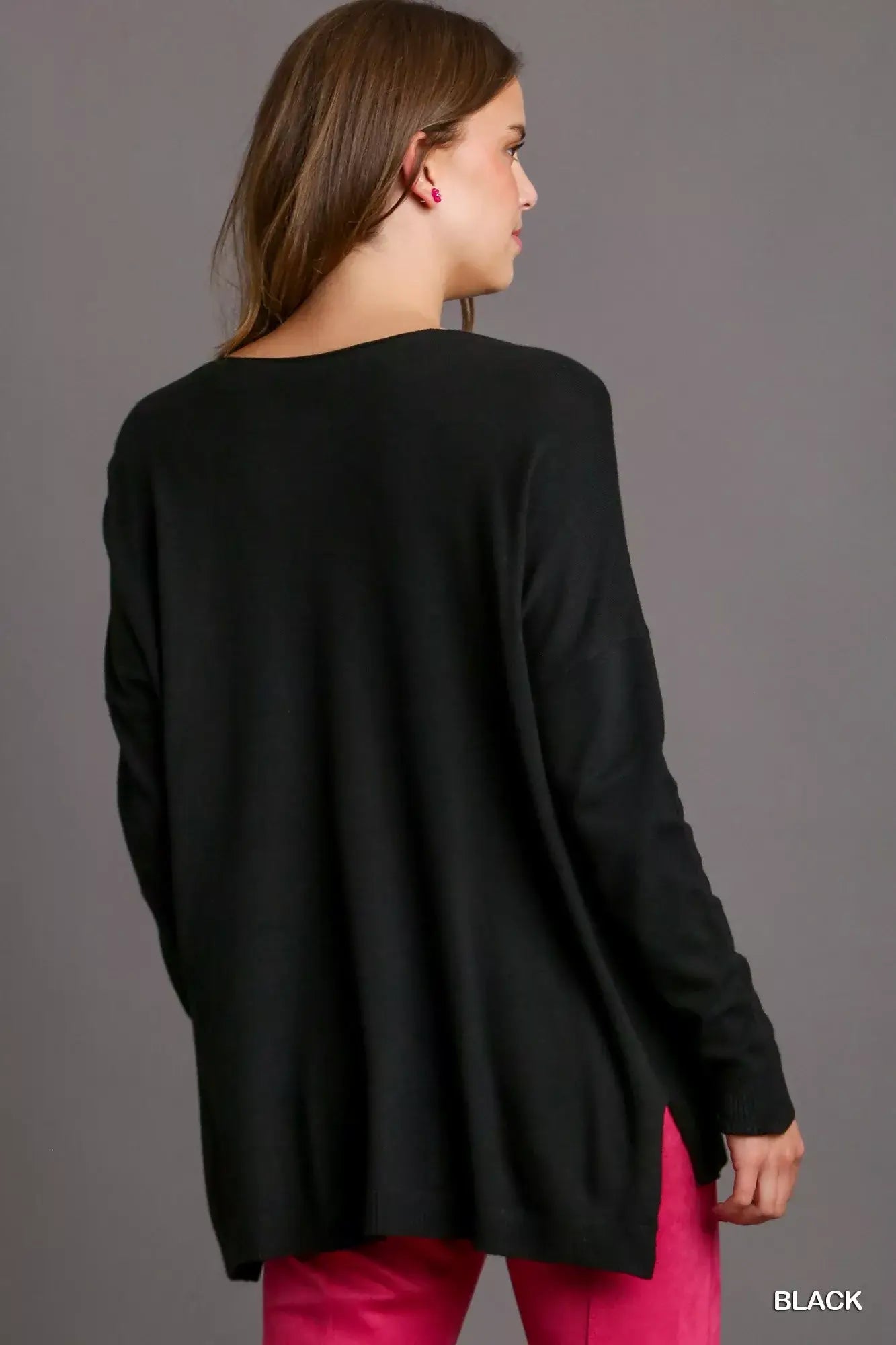 Umgee V-Neck High Low Hem Knit Top with Side Slit