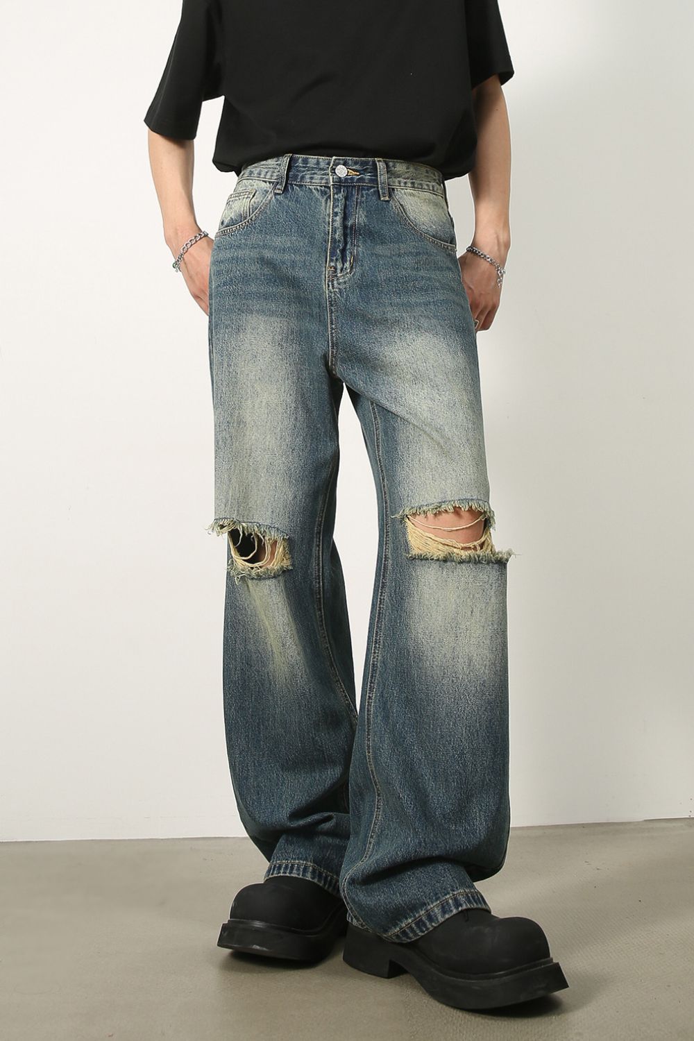 Men's Distressed Baggy Jeans Hauptbild