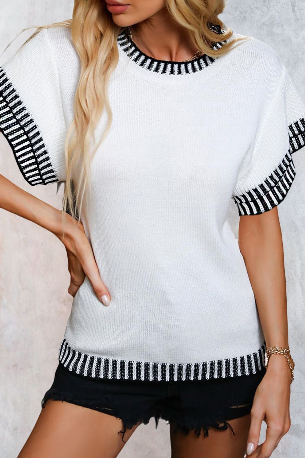Round Neck Short Sleeve Knit Top - felvior