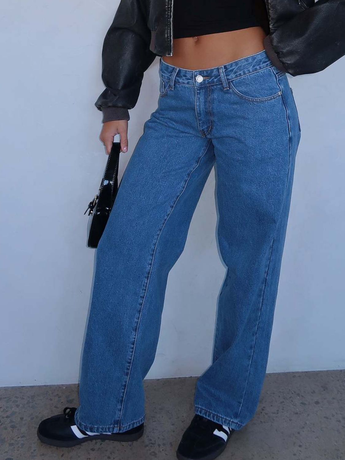 Wide Leg Jeans with Pockets - felvior