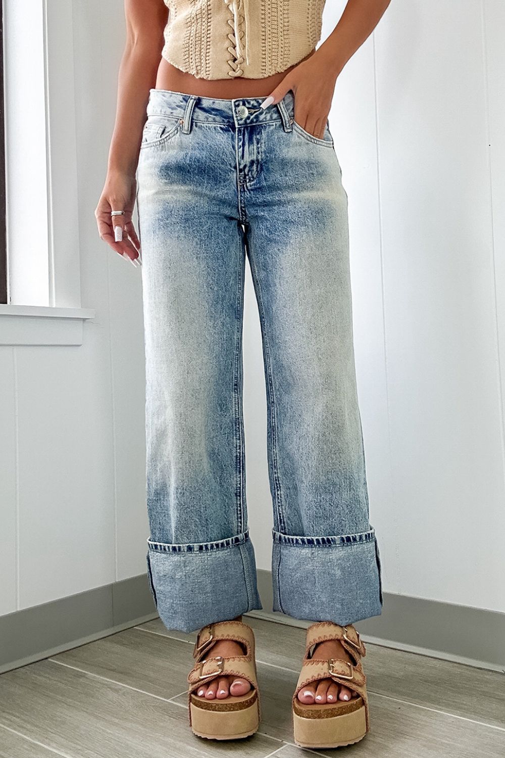 Washed Wide Leg Jeans with Pockets - felvior