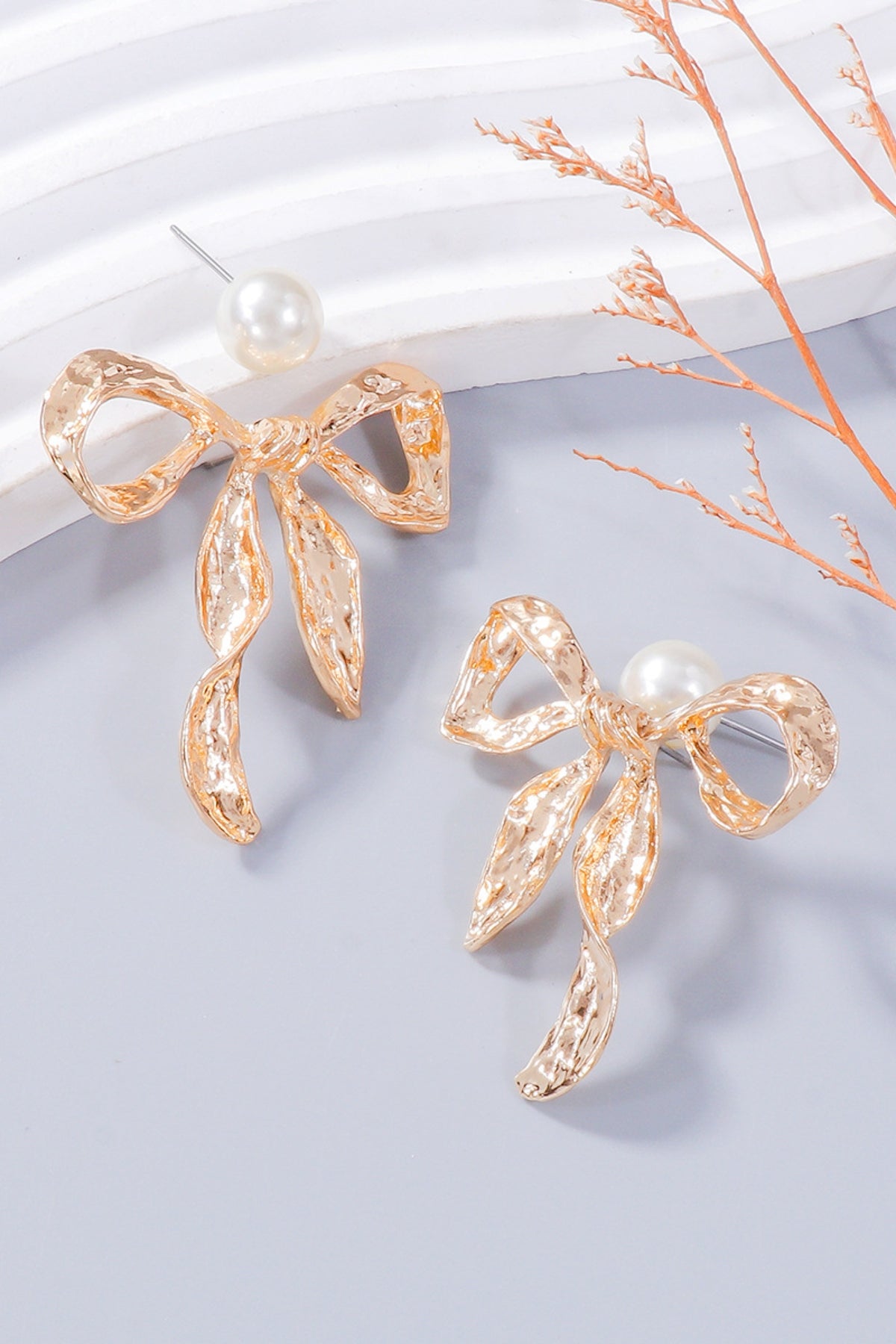 Synthetic Pearl Necklace, Bow Necklace and Bow Earrings Jewelry Set - felvior